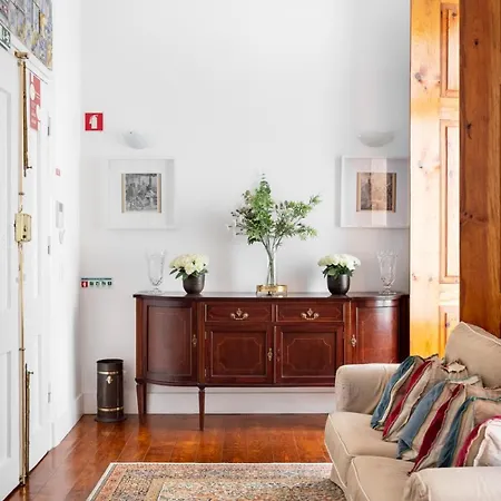 Altido Unique 1-br In Central Chiado * Lisbona